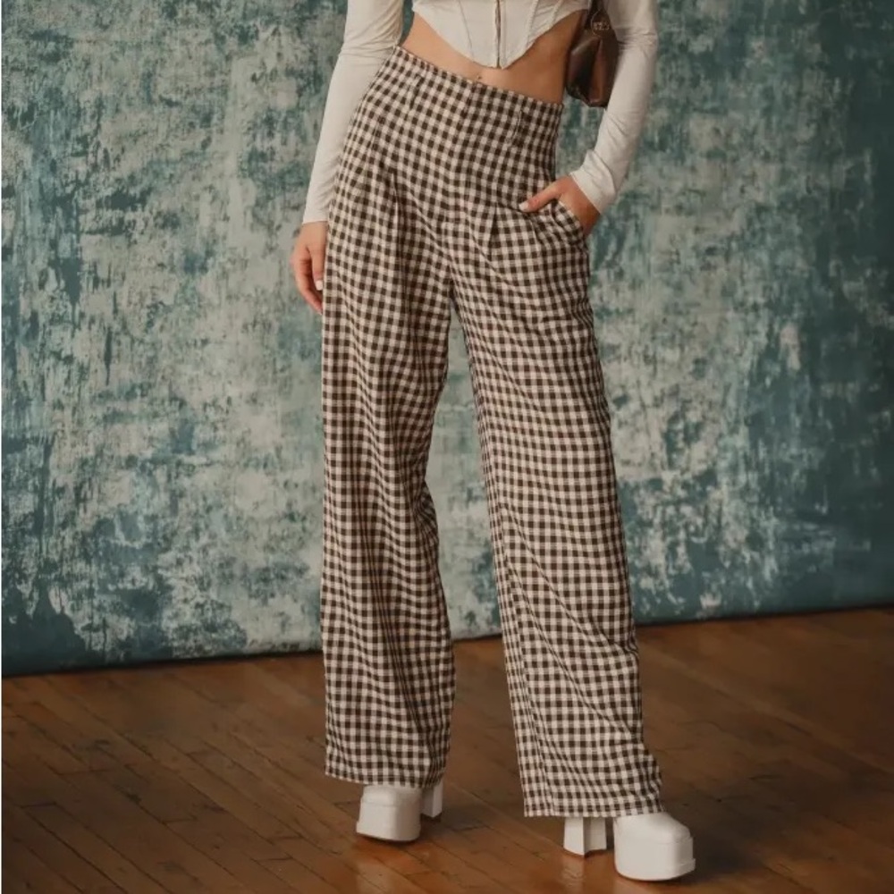 12th Tribe Checkered Printed Trouser Pants. Size xs (25) with 30 inseam